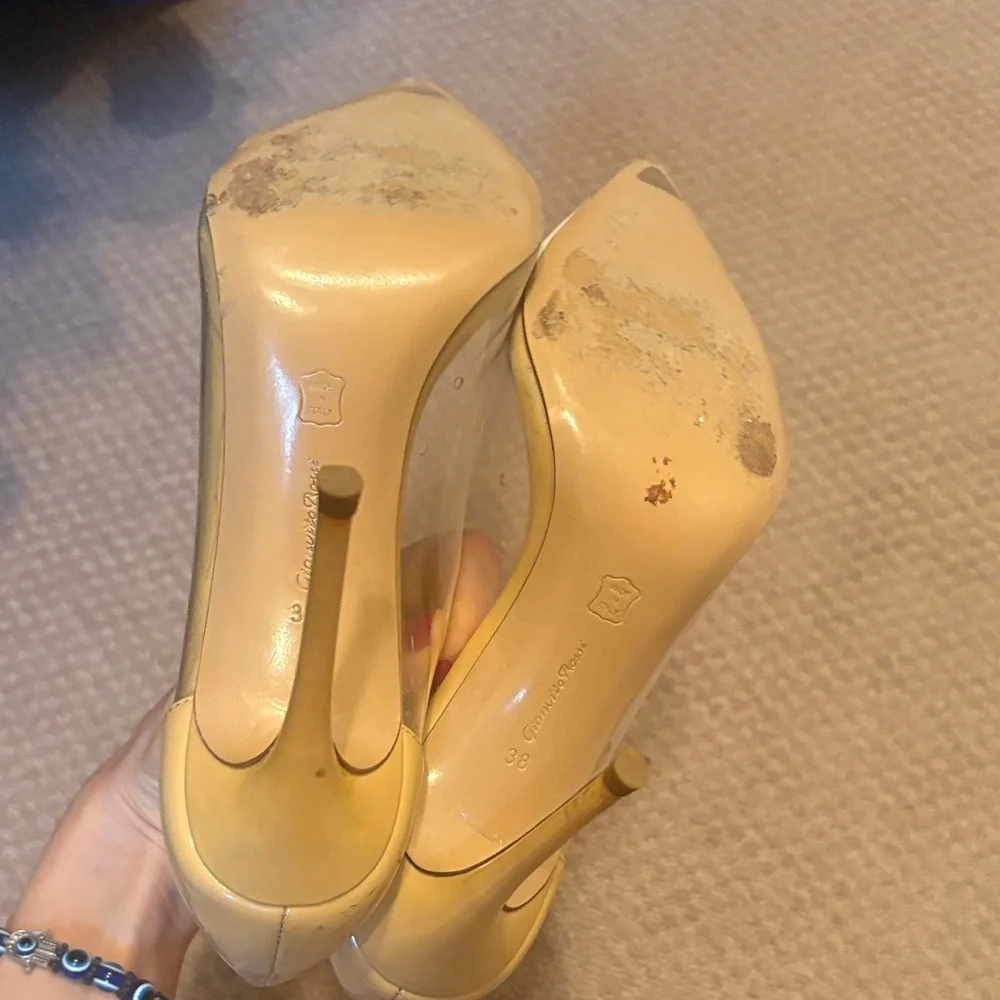 Gianvito Rossi Tan and White Heels - Picture 5 of 6